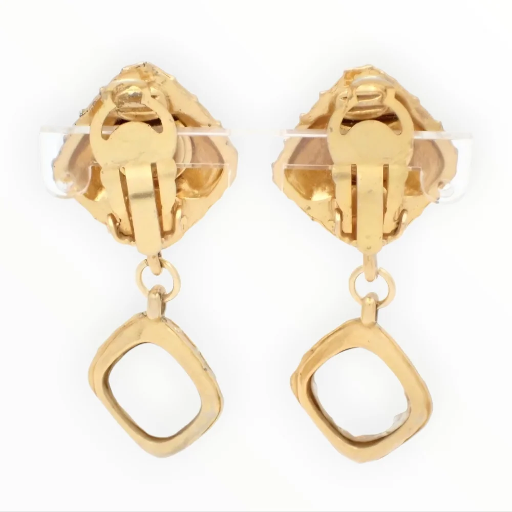 CHANEL Quilted Matelasse Earrings Gold Plated Clip On Vintage - Picture 2 of 5